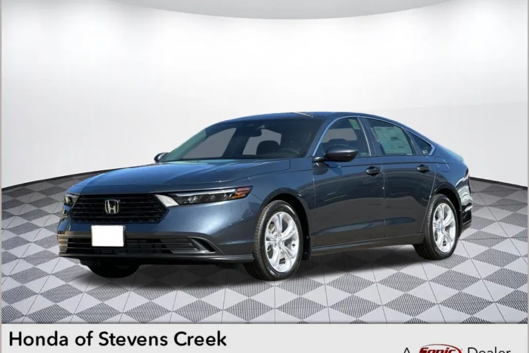 2025 Honda Accord LX photo 1