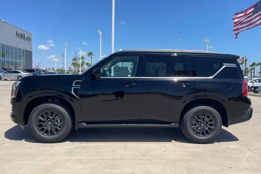 2025 Nissan Armada SV photo 1