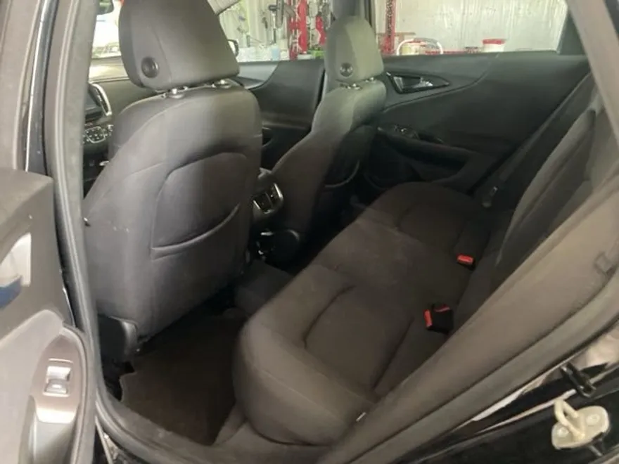 2020 Chevrolet Malibu photo 1