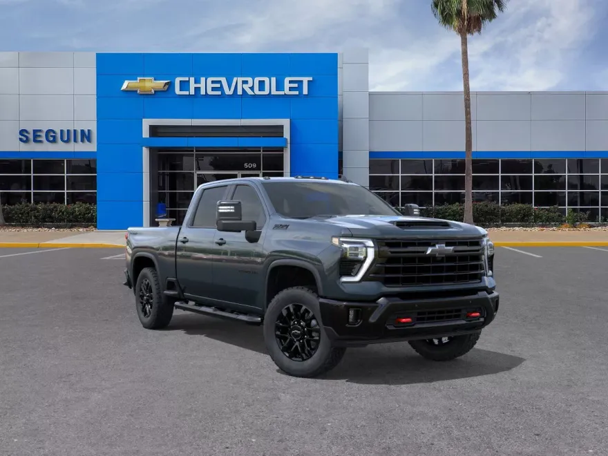 2025 Chevrolet Silverado 2500HD LT photo 1