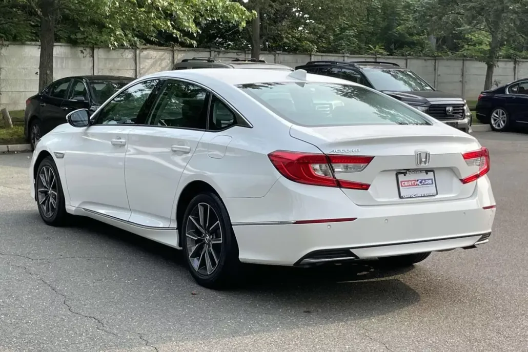 2022 Honda Accord EX-L photo 1