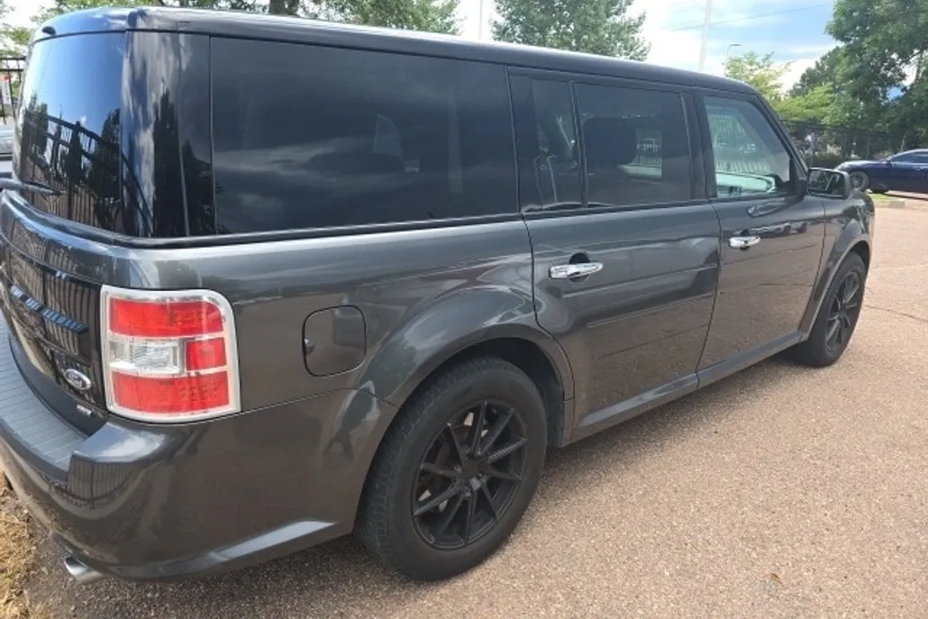 2017 Ford Flex Limited photo 1