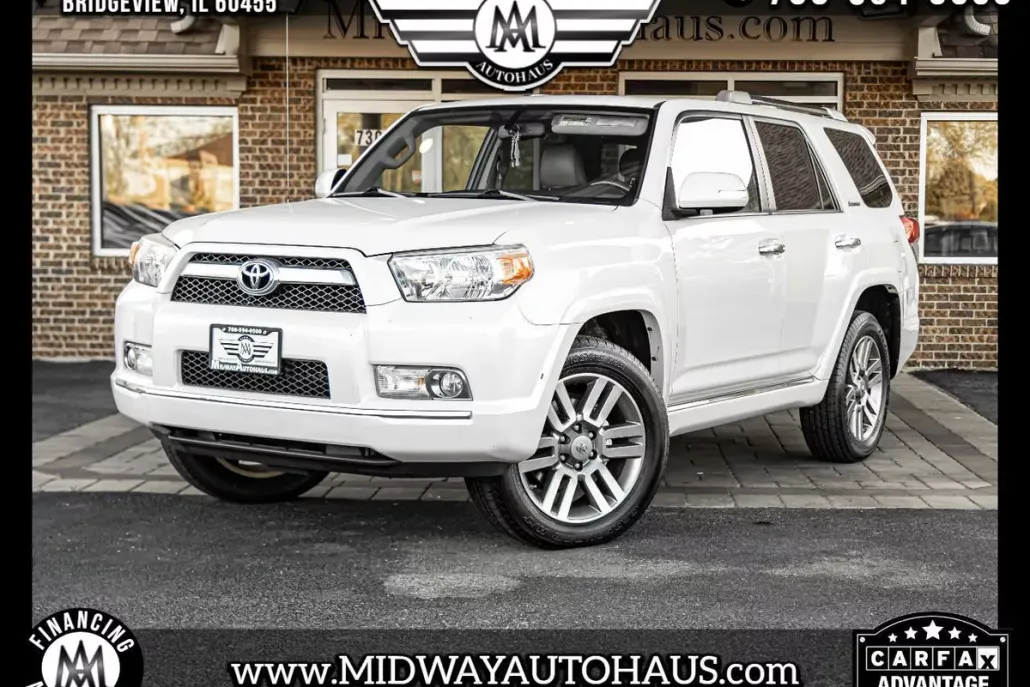 2013 Toyota 4Runner SR5 photo 1
