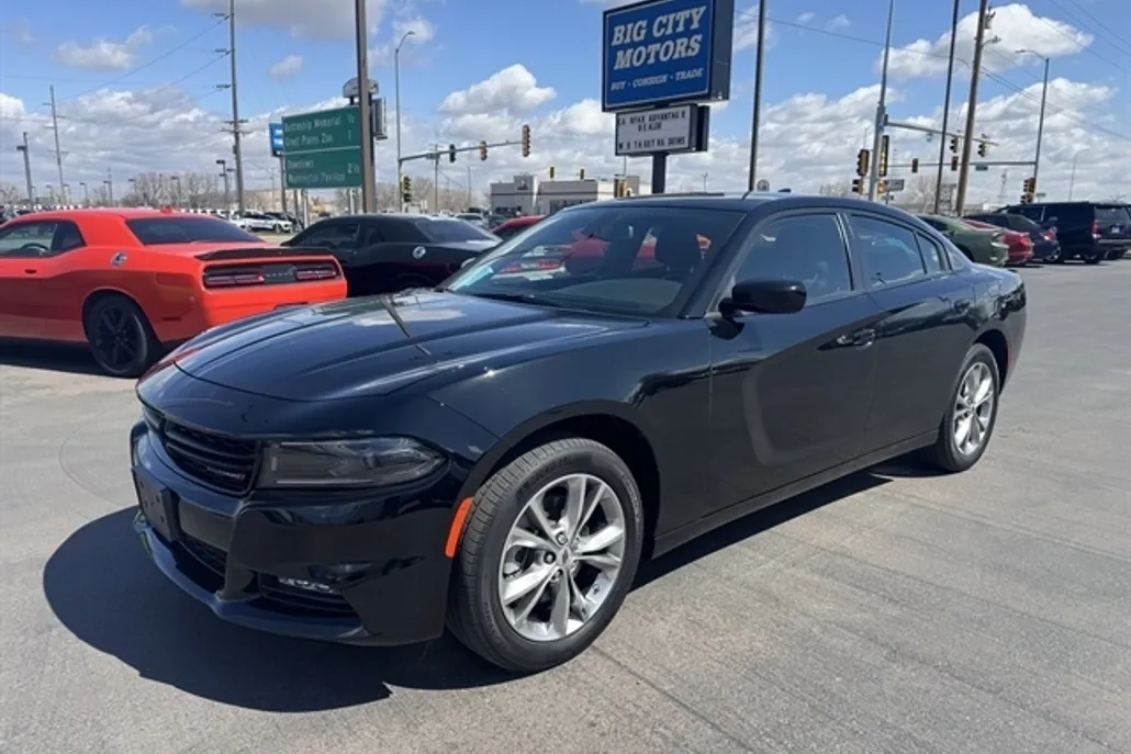 2022 Dodge Charger SXT AWD photo 1