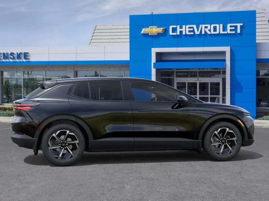 2026 Chevrolet Equinox EV 1LT photo 1