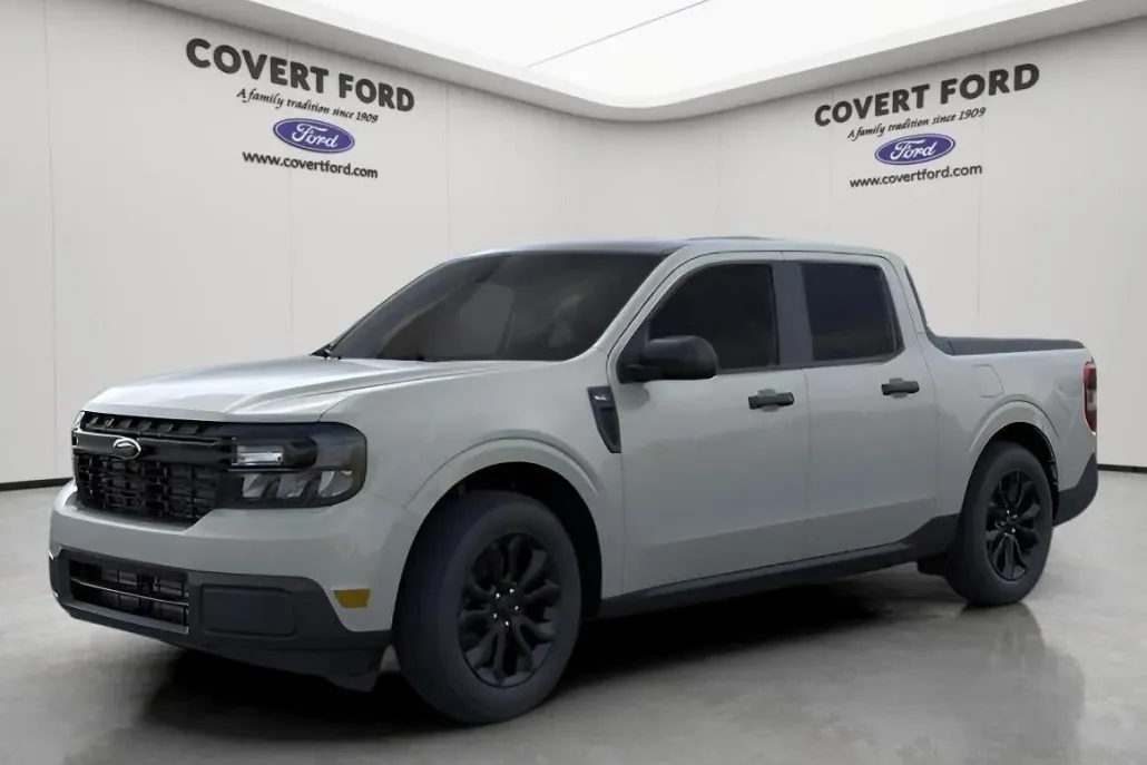 2024 Ford Maverick XLT photo 1