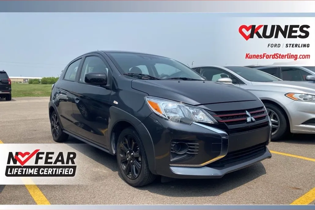 2024 Mitsubishi Mirage Black Edition photo 1