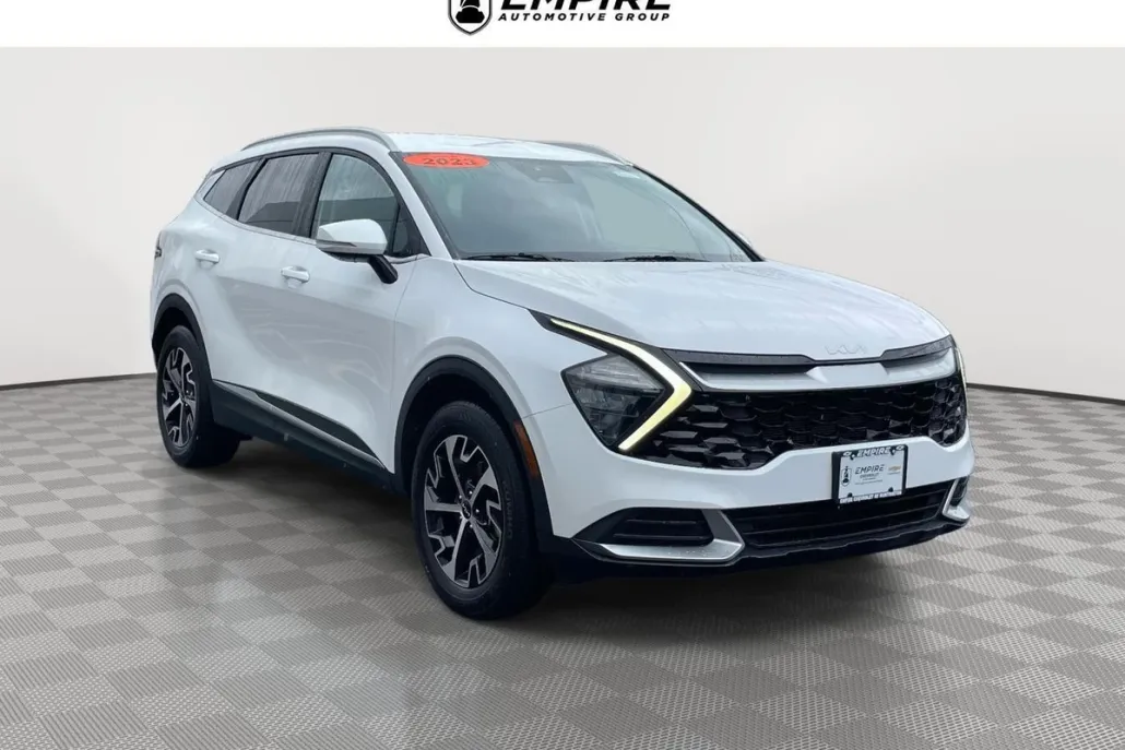 2023 Kia Sportage EX photo 1