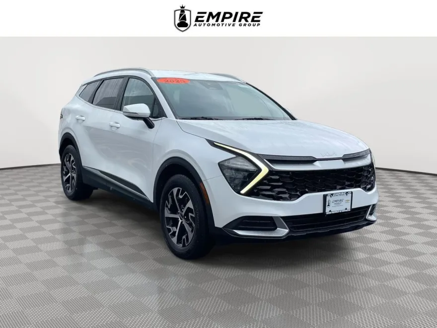 2023 Kia Sportage EX photo 1