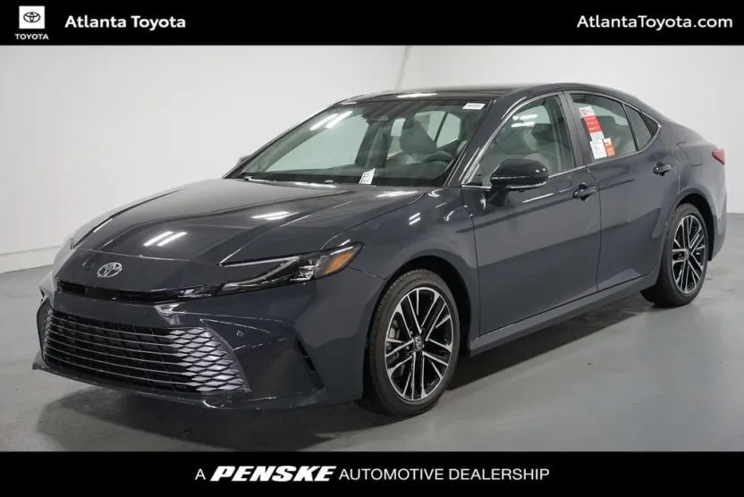 2026 Toyota Camry XLE photo 1