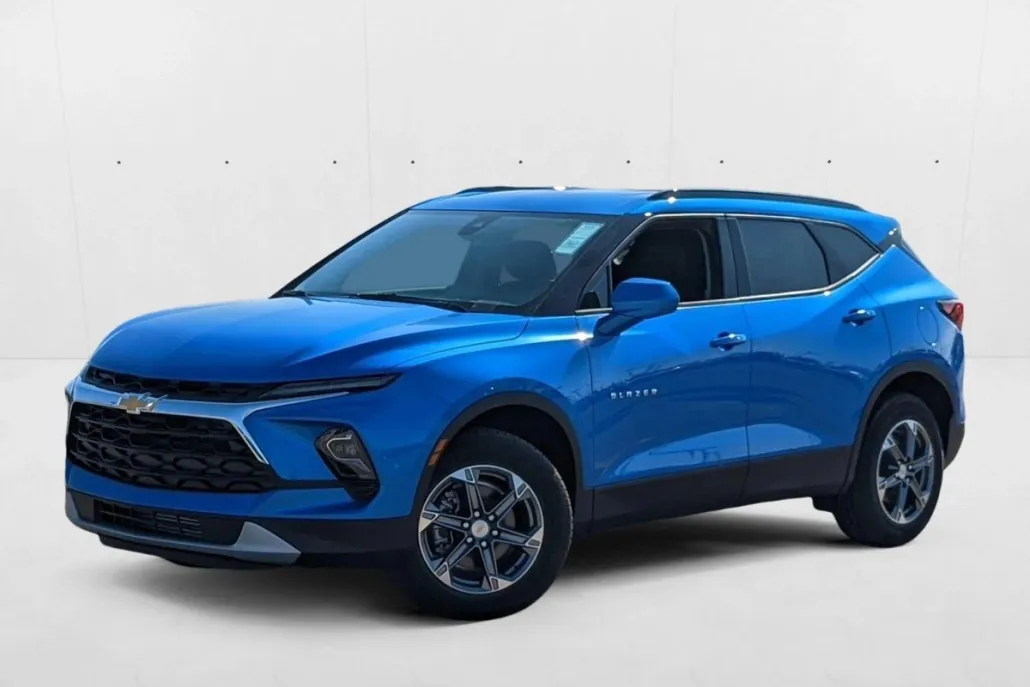 2025 Chevrolet Blazer 2LT photo 1