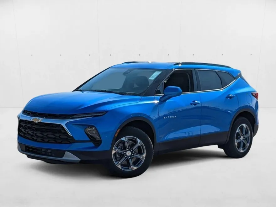2025 Chevrolet Blazer 2LT photo 1