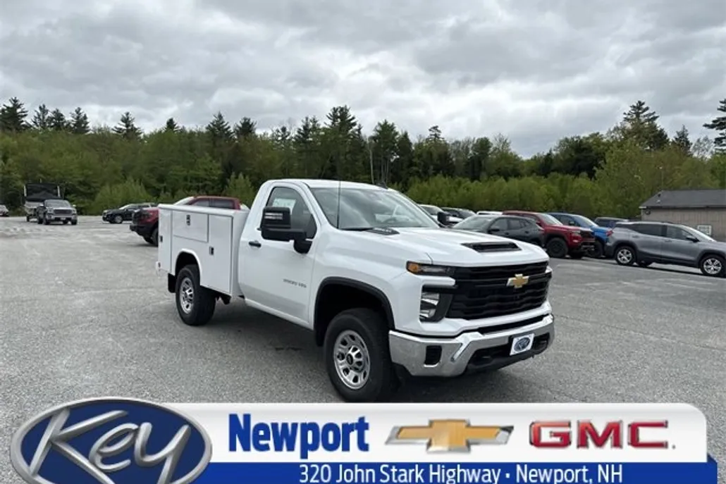 2025 Chevrolet Silverado 3500HD photo 1