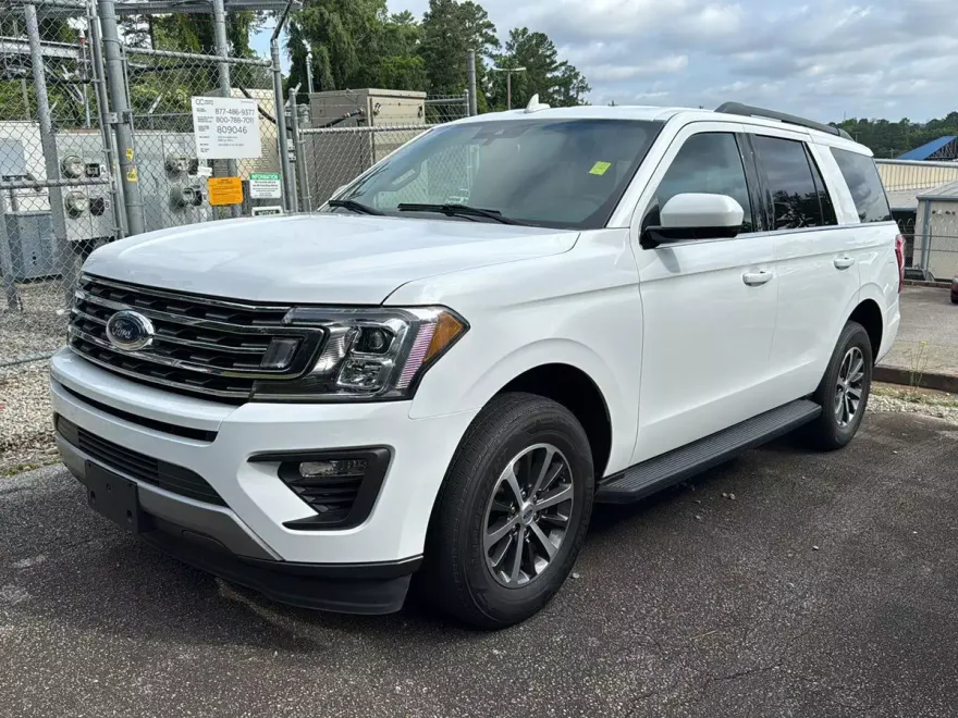 2021 Ford Expedition XLT photo 1