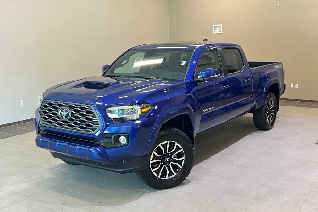 2023 Toyota Tacoma TRD Sport photo 1