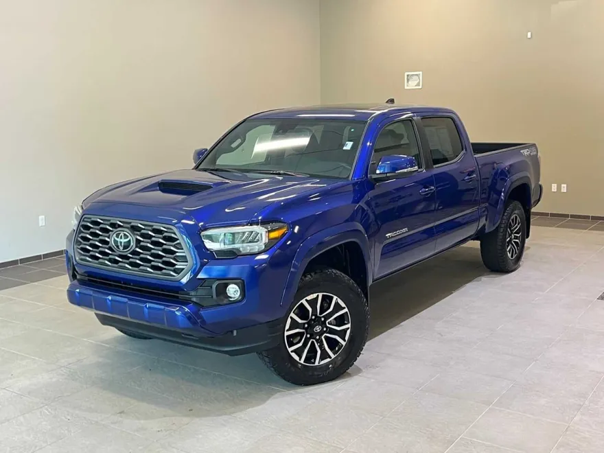 2023 Toyota Tacoma TRD Sport photo 1