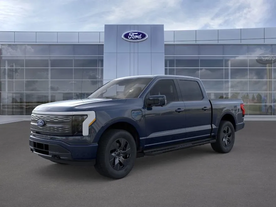 2025 Ford F-150 Lightning Lariat photo 1