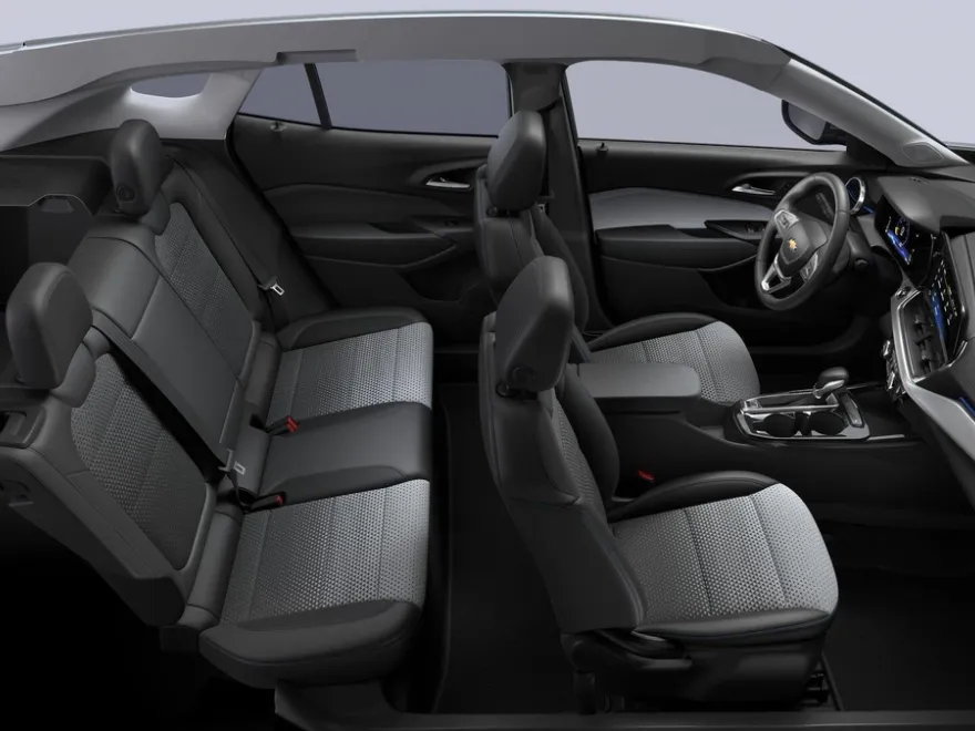 2025 Chevrolet Trax LT photo 24