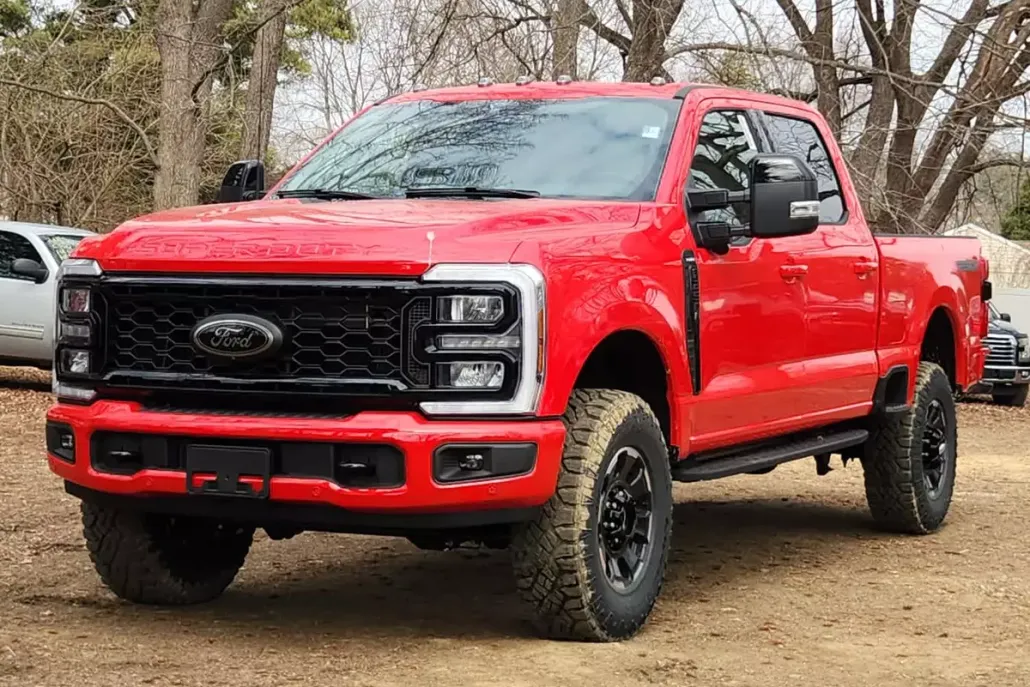 2025 Ford F-250 Lariat photo 1
