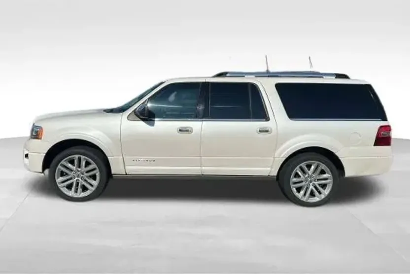 2015 Ford Expedition EL Platinum photo 1