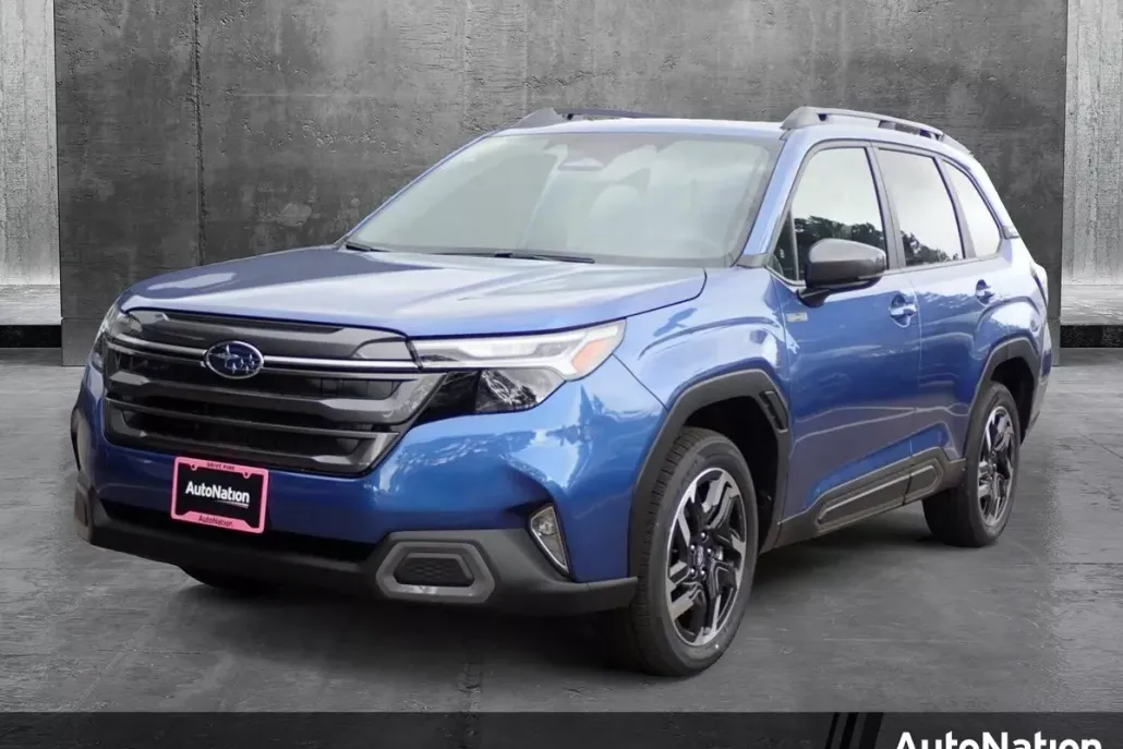 2025 Subaru Forester Limited photo 1
