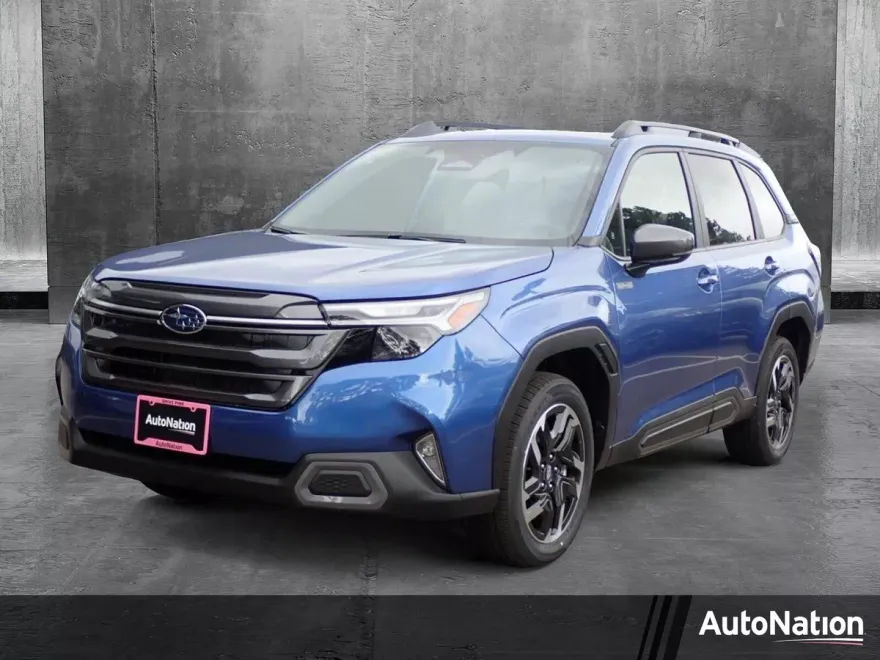 2025 Subaru Forester Limited photo 1