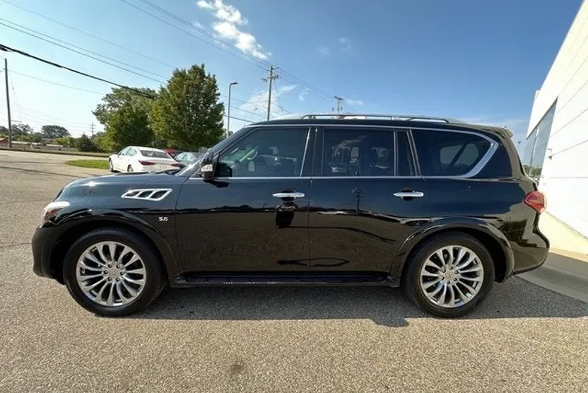 2015 Infiniti QX80 Base photo 1