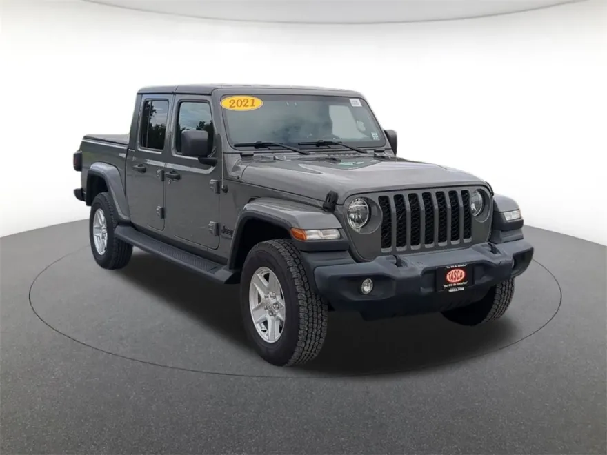 2021 Jeep Gladiator Sport photo 1
