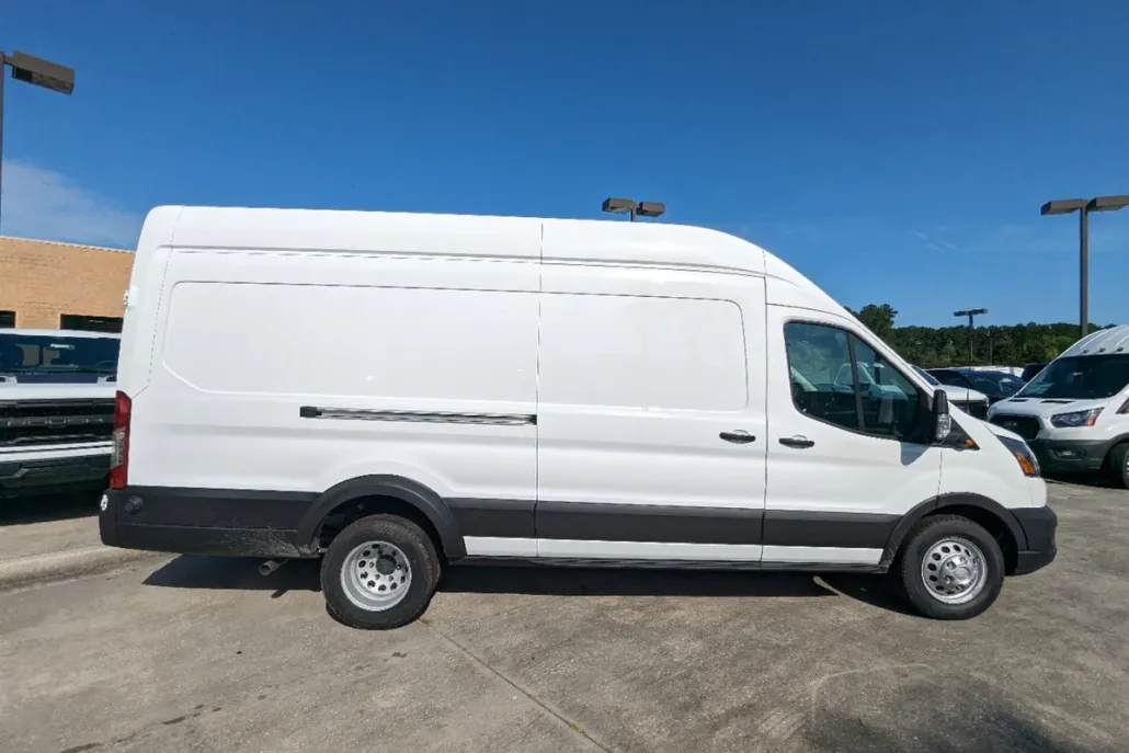 2024 Ford Transit photo 1