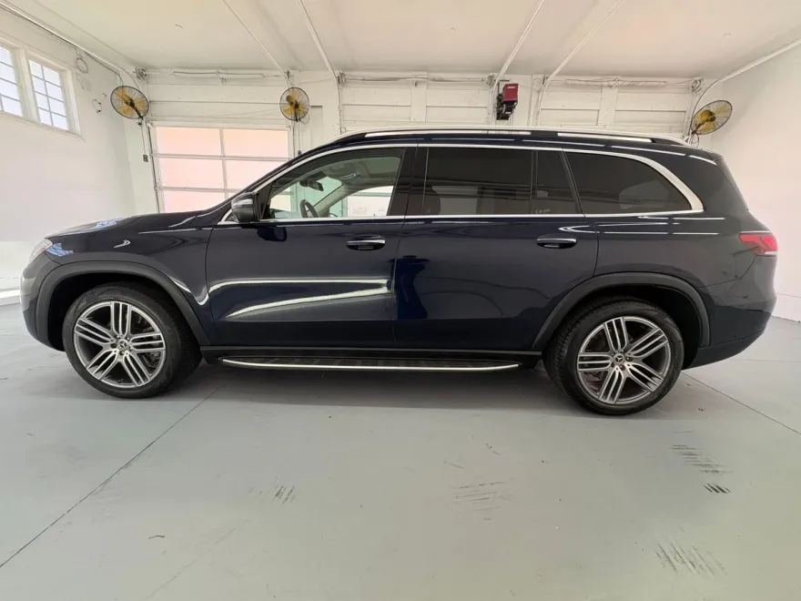 2022 Mercedes Benz GLS 450 4MATIC photo 1