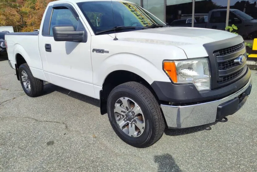2013 Ford F-150 XL photo 1