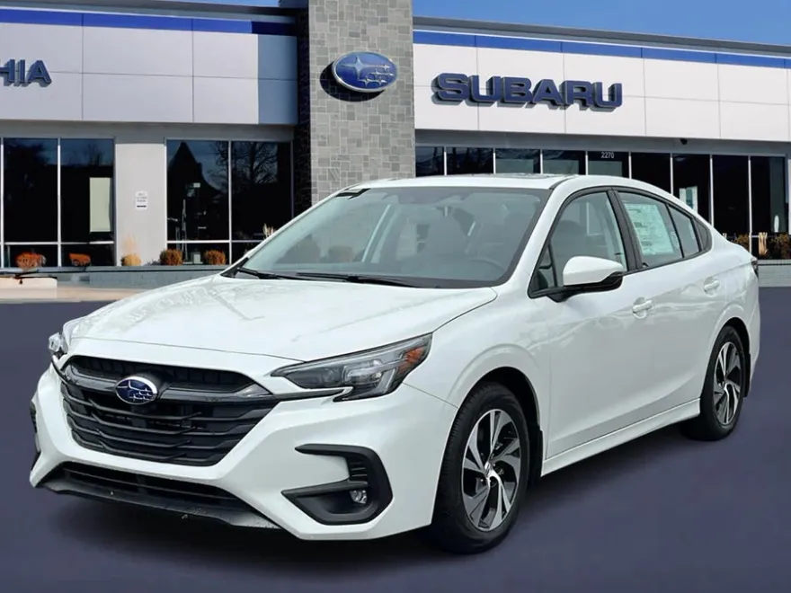 2025 Subaru Legacy Premium photo 1