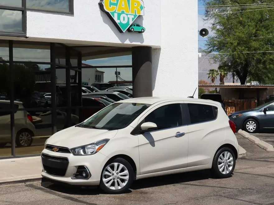 2016 Chevrolet Spark LT photo 1