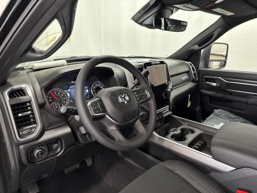 2025 Ram 2500 Big Horn photo 1