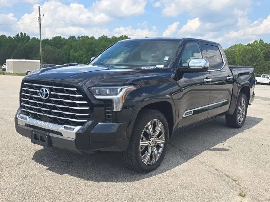 2022 Toyota Tundra CapStone photo 1