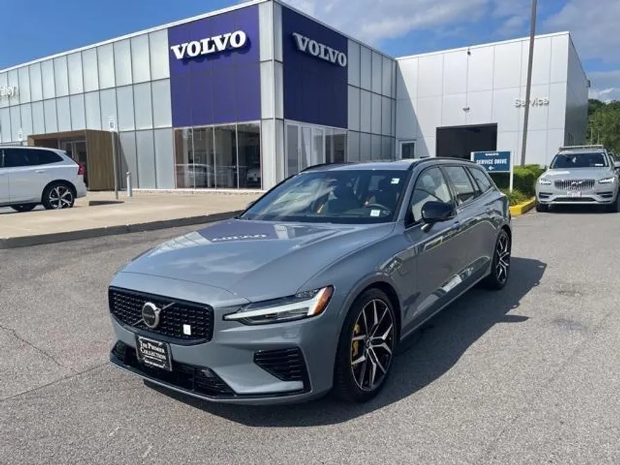 2024 Volvo V60 T8 Polestar photo 1