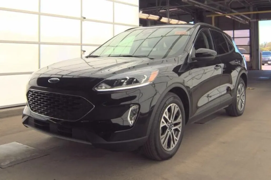 2022 Ford Escape SEL photo 1