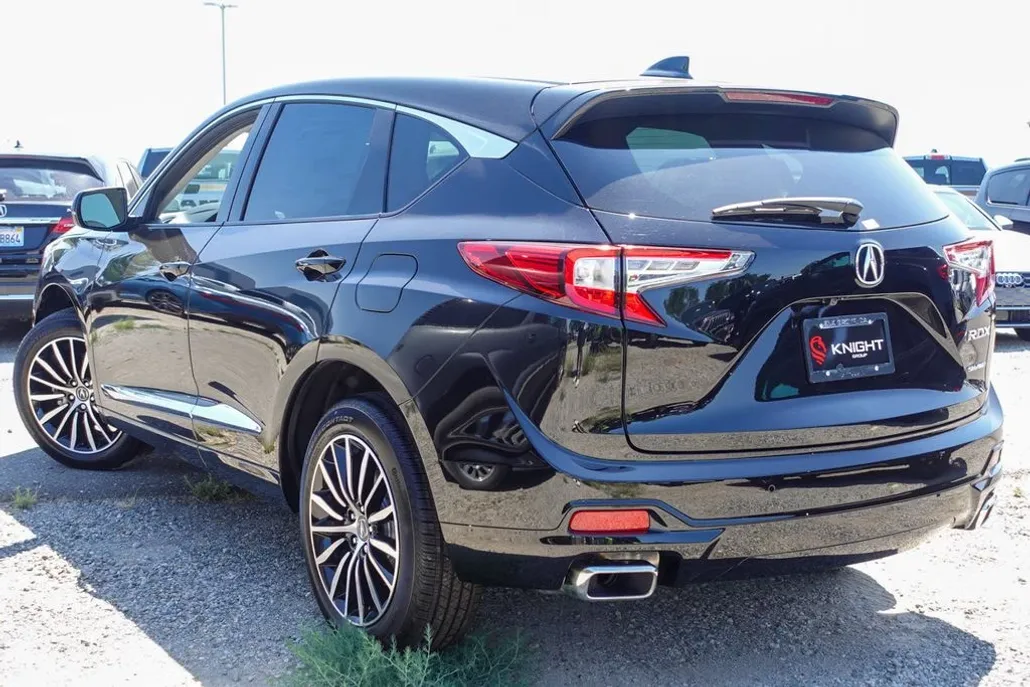 2025 Acura RDX Advance photo 1