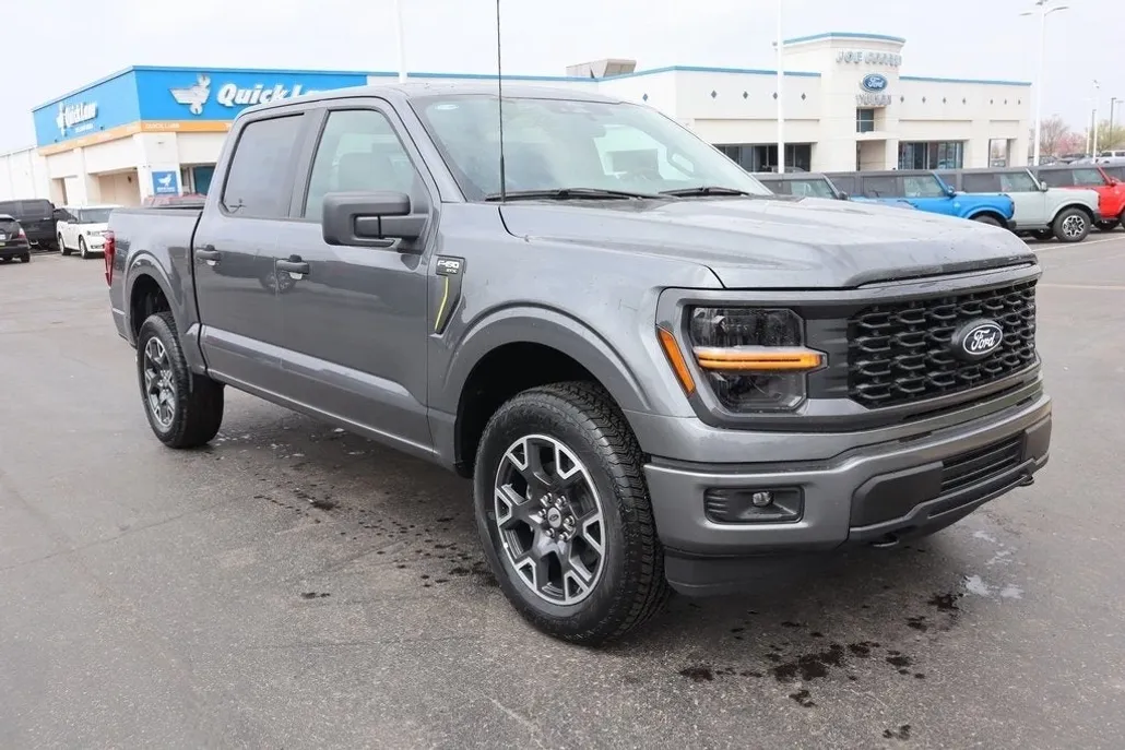 2025 Ford F-150 STX photo 1