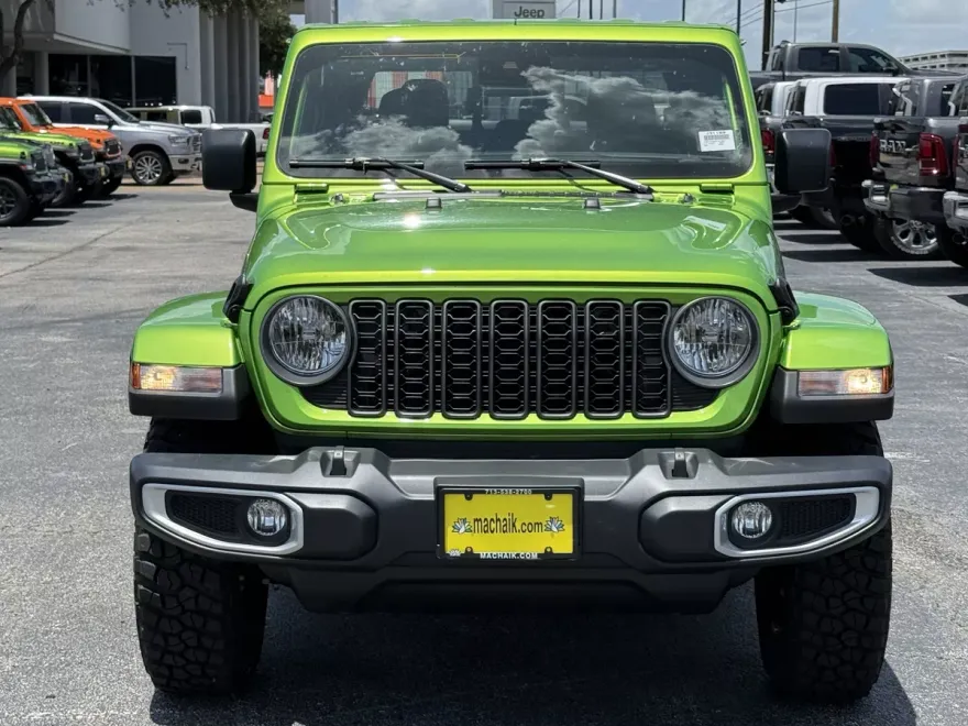 2025 Jeep Gladiator Texas Trail photo 1