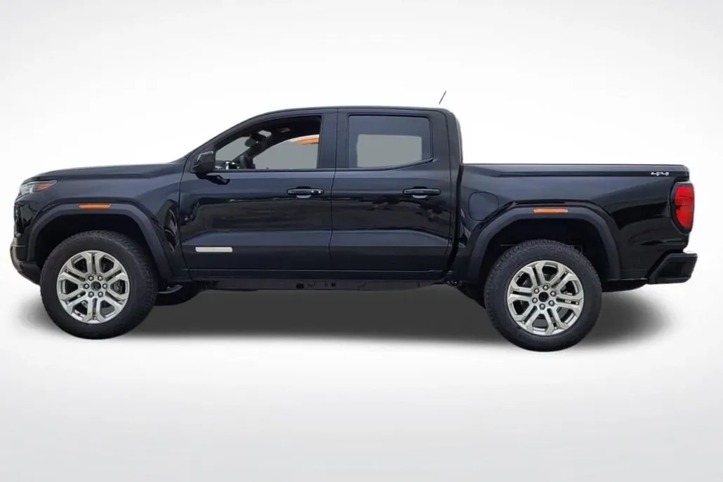 2025 Gmc Canyon Elevation photo 1