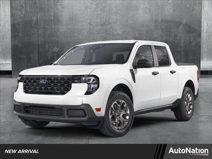 2025 Ford Maverick XLT photo 1