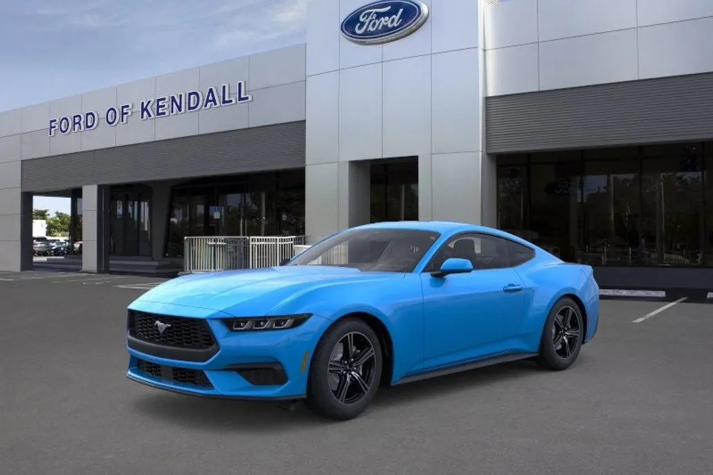 2025 Ford Mustang EcoBoost photo 1