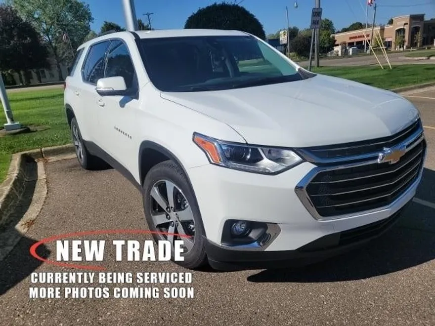 2021 Chevrolet Traverse Leather photo 1