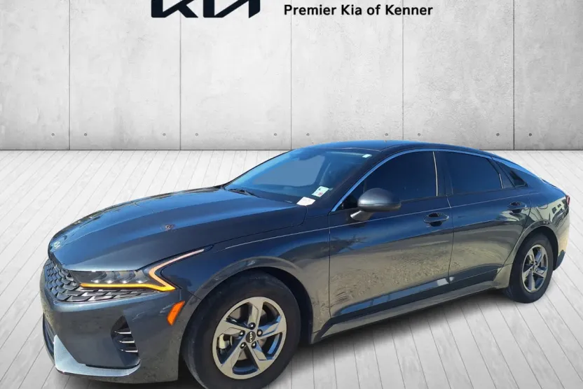 2024 Kia K5 LXS photo 1