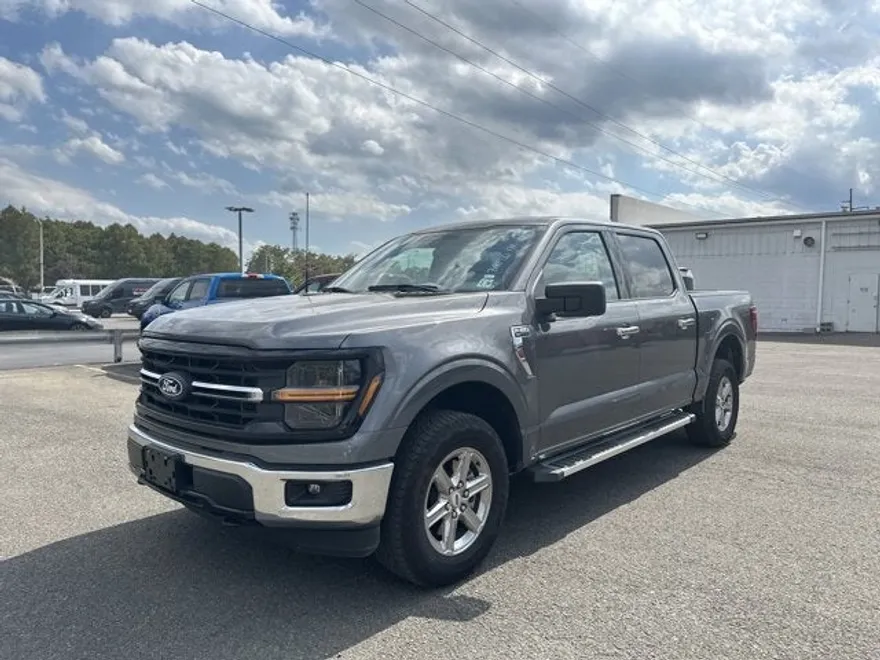 2025 Ford F-150 XLT photo 1
