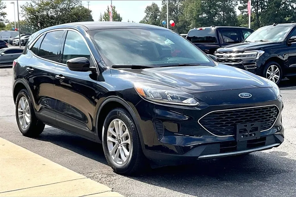 2020 Ford Escape SE photo 1