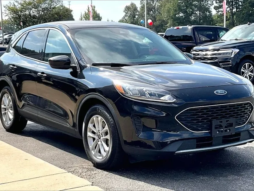 2020 Ford Escape SE photo 1