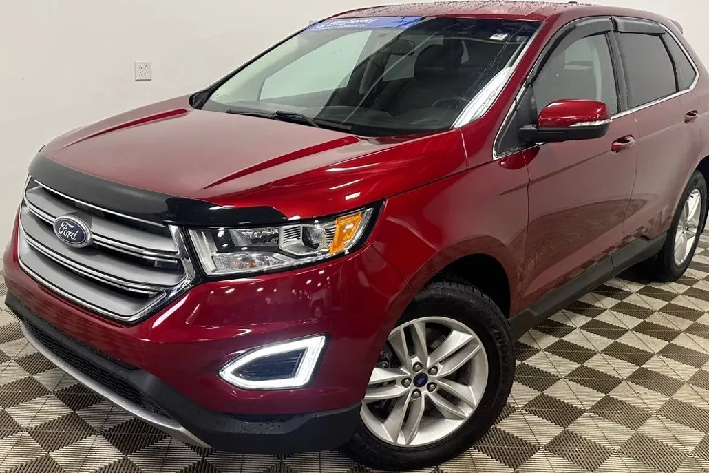 2017 Ford Edge SEL photo 1