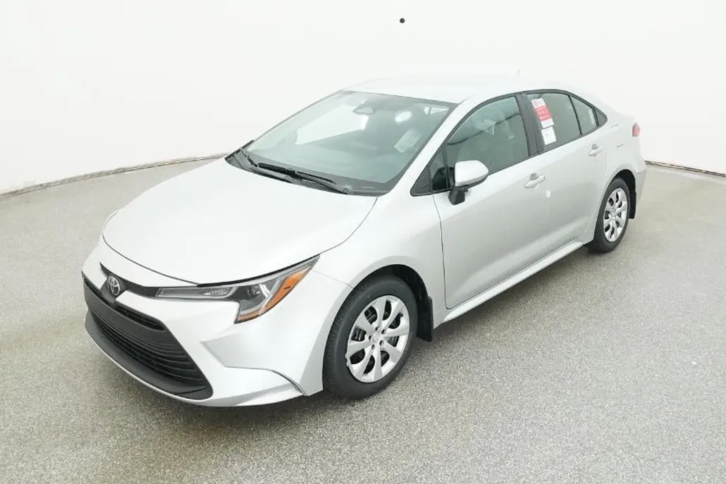 2026 Toyota Corolla LE photo 1